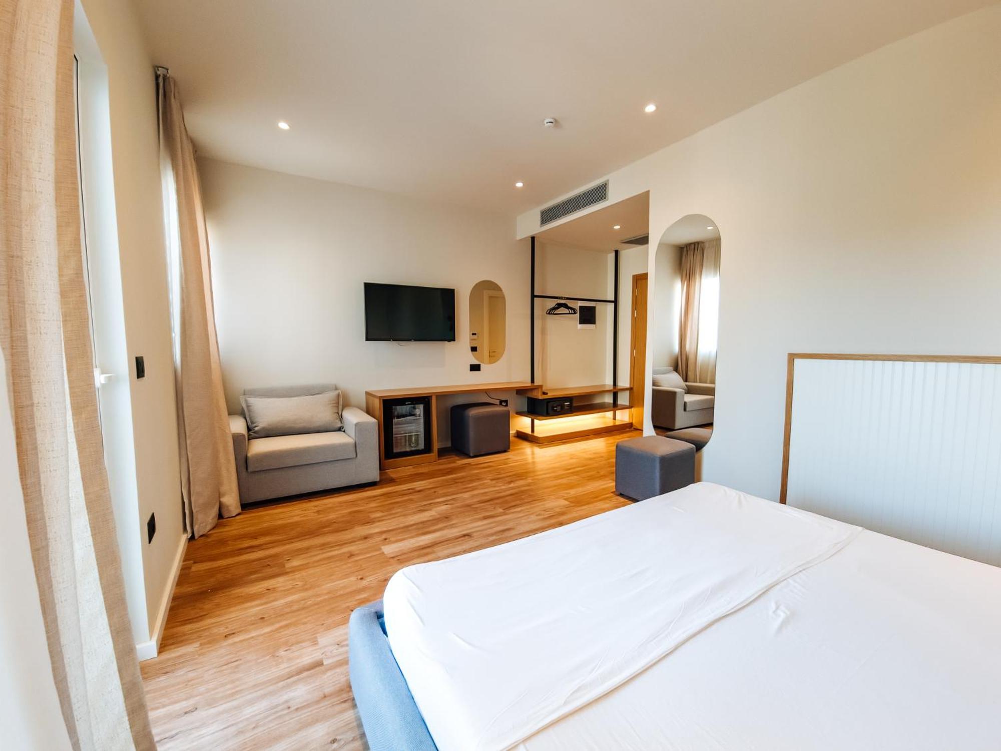 Sunset Shoreline Saranda - Sea View - Free Private Parking - Pool Exterior foto